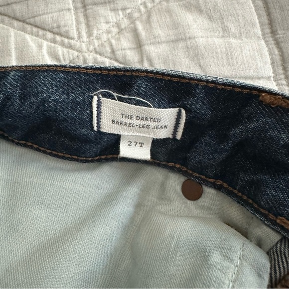 Madewell Darted Barrel Leg Jean in Danver Wash - Picture 4 of 9